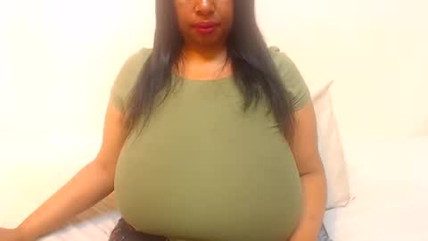 boobyqueen online show from May 27, 4:20 am