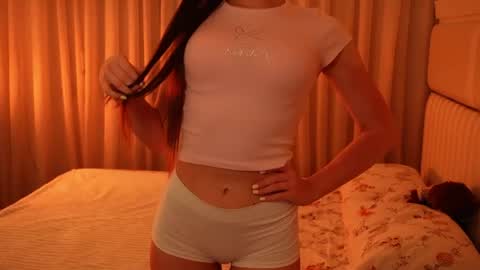 Snapshot of boootyfrytti chatting on June 23, 8:51 pm boootyfrytti online show from June 23, 8:51 pm