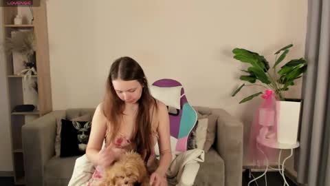 Milena online show from May 12, 3:03 am