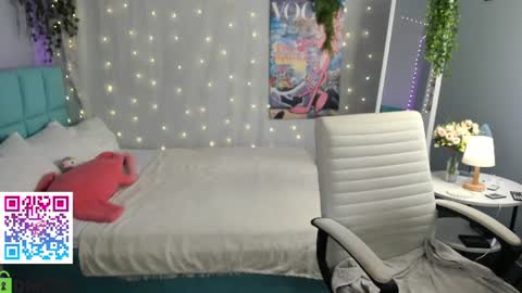 Snapshot of booozekirs_ chatting on June 22, 3:25 am Milena online show from June 22, 3:25 am