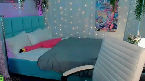 Snapshot of booozekirs_ chatting on July 3, 3:02 am Milena online show from July 3, 3:02 am