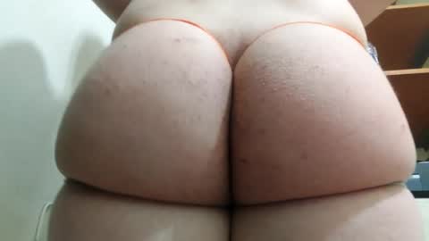 Snapshot of bootayfun chatting on March 1, 10:13 am online show from March 1, 10:13 am