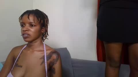 bootie_caramel online show from May 1, 12:43 pm