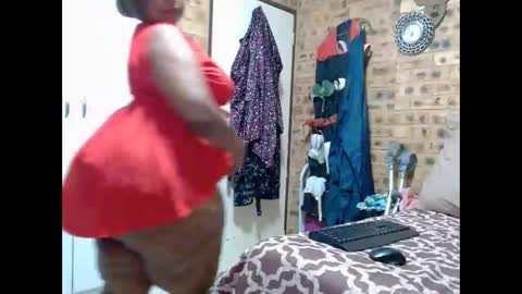 bootytwerkxxx online show from February 15, 4:53 am