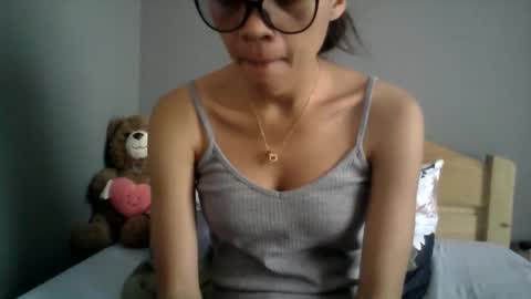 boozyArt online show from June 5, 8:09 am