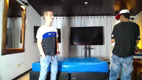 boranget online show from May 25, 11:38 am