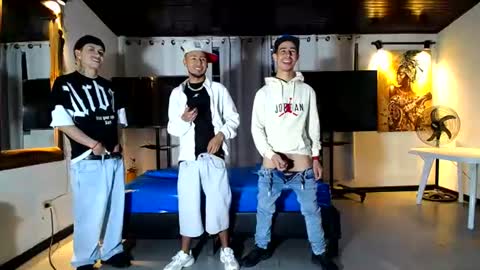 boranget online show from June 30, 11:11 am
