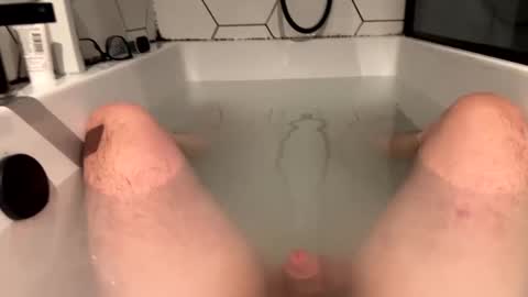 Snapshot of boredbassist78 chatting on January 2, 8:24 pm boredbassist78 online show from January 2, 8:24 pm