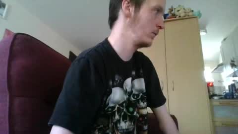 Snapshot of boredlul chatting on April 11, 9:13 am boredlul online show from April 11, 9:13 am