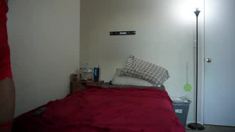 Snapshot of borednutts510 chatting on September 10, 2:00 am borednutts510 online show from September 10, 2:00 am