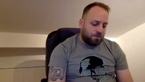 Snapshot of boris566693 chatting on June 7, 12:48 am hugo online show from June 7, 12:48 am