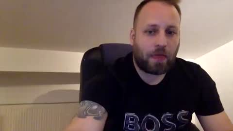 Snapshot of boris566693 chatting on June 10, 11:13 pm hugo online show from June 10, 11:13 pm