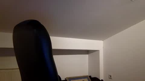 Snapshot of boris566693 chatting on July 24, 6:39 pm hugo online show from July 24, 6:39 pm