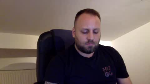 Snapshot of boris566693 chatting on August 2, 2:32 am hugo online show from August 2, 2:32 am