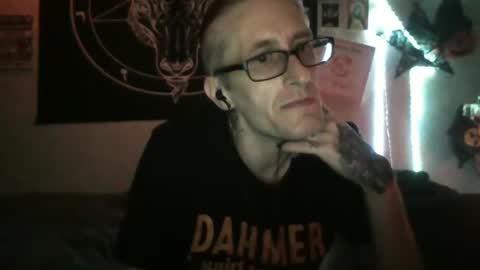 Snapshot of borisprice chatting on January 1, 10:11 am Boris Price online show from January 1, 10:11 am