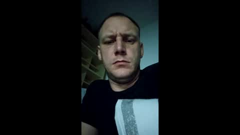 Snapshot of bosca87 chatting on April 4, 1:04 am Bosca087 online show from April 4, 1:04 am