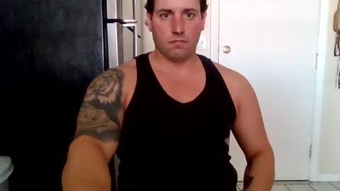 Snapshot of bosslife505050 chatting on February 5, 5:20 pm The Italian Boss  online show from February 5, 5:20 pm