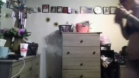 bossmilf007 online show from December 23, 11:08 am