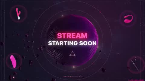 Snapshot of bossyroxy84 chatting on February 8, 5:22 am bossyroxy84 online show from February 8, 5:22 am