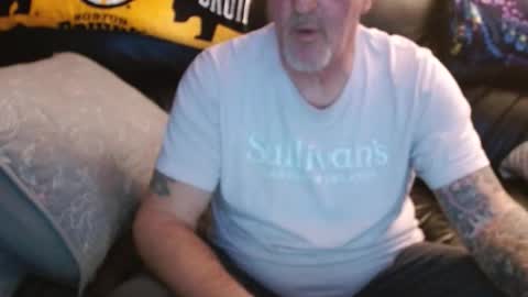 bostonguy1969 online show from February 18, 4:30 am