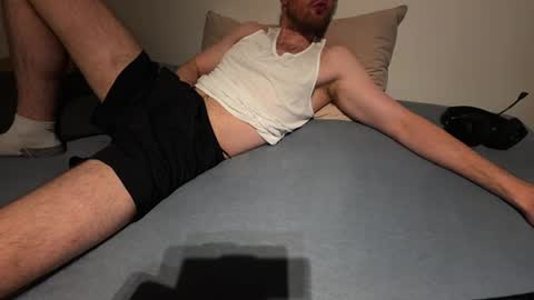 Snapshot of bottomtsinner chatting on June 20, 11:29 pm bottomtsinner online show from June 20, 11:29 pm
