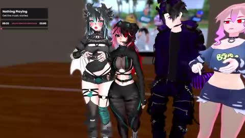 Snapshot of bowsette_ chatting on April 19, 6:10 pm Camila online show from April 19, 6:10 pm