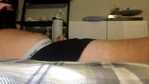 Snapshot of boxerbro123 chatting on October 26, 1:11 am boxerbro123 online show from October 26, 1:11 am