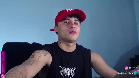 boy_nauthy online show from October 11, 6:50 pm