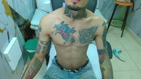 boy_tatto77 online show from May 4, 12:01 pm