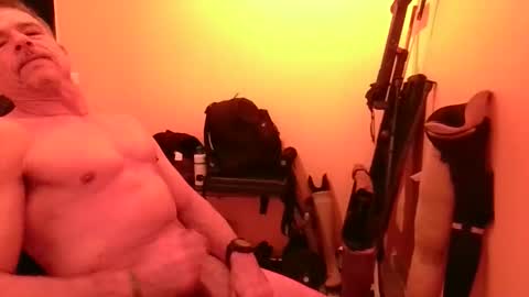 boyaroues online show from December 16, 7:02 am