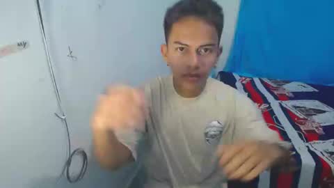 Snapshot of boyax16 chatting on December 30, 9:16 am boyax16 online show from December 30, 9:16 am