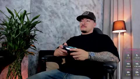 boyc02_ online show from March 17, 1:10 am