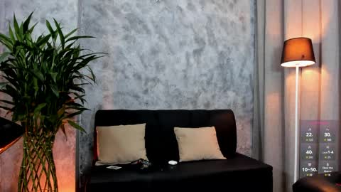 boyc02_ online show from April 4, 2:58 pm