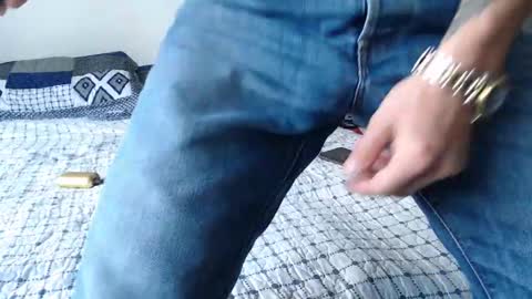 Snapshot of boyfriend_fuckme chatting on November 25, 4:51 pm Felipe online show from November 25, 4:51 pm