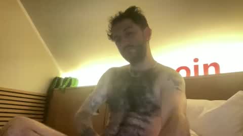 boyfriend_shrapnel online show from October 9, 11:47 pm