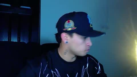 Snapshot of boylatin_777 chatting on January 17, 11:41 pm miguel online show from January 17, 11:41 pm