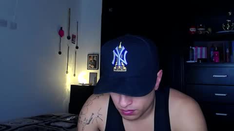 Snapshot of boylatin_777 chatting on February 3, 3:26 am miguel online show from February 3, 3:26 am