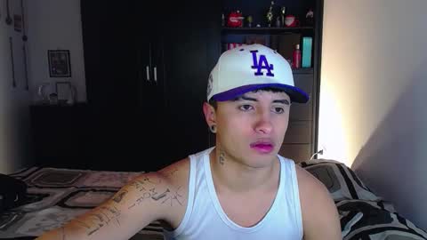 Snapshot of boylatin_777 chatting on February 12, 11:00 pm miguel online show from February 12, 11:00 pm