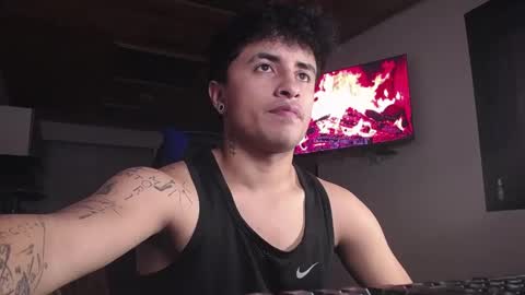 miguel  online show from May 26, 5:03 am