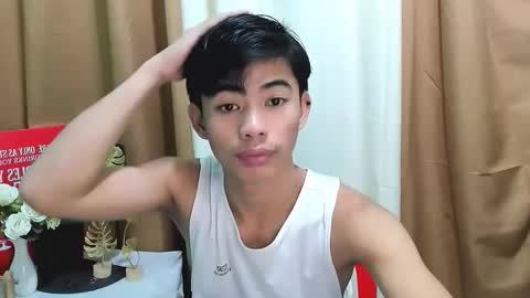 HI IM JAMES DONT FORGET GIVE ME THUMBS UP AND JOIN TO MY FANCLUB online show from November 5, 4:29 pm