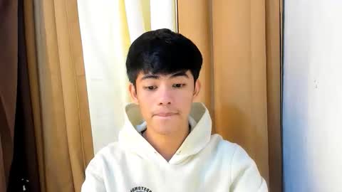 HI IM JAMES DONT FORGET GIVE ME THUMBS UP AND JOIN TO MY FANCLUB online show from February 2, 4:06 pm