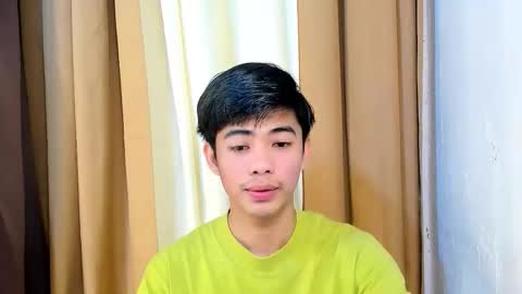 HI IM JAMES DONT FORGET GIVE ME THUMBS UP AND JOIN TO MY FANCLUB online show from February 9, 2:04 am