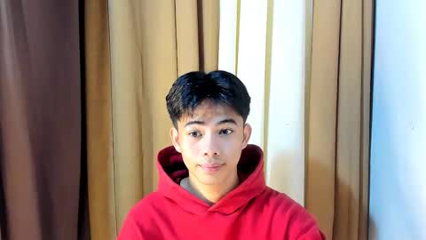 HI IM JAMES DONT FORGET GIVE ME THUMBS UP AND JOIN TO MY FANCLUB online show from April 15, 3:35 am