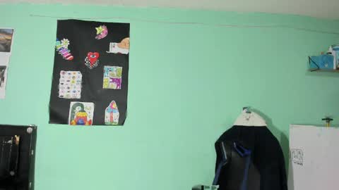 boys4hot_777 online show from April 6, 11:38 pm