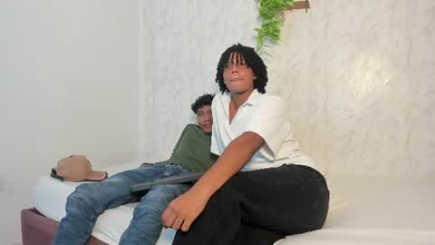 Snapshot of boys_hardroom chatting on July 7, 1:19 am boys_hardroom online show from July 7, 1:19 am