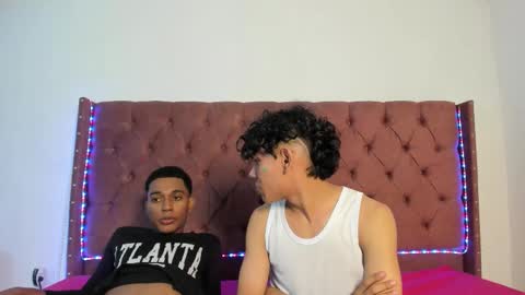 ALEX - TAYLER  -MIKE online show from January 15, 1:10 am