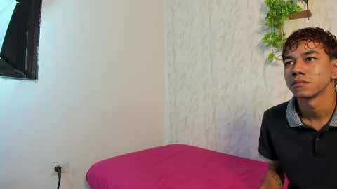 ALEX - TAYLER  -MIKE online show from April 2, 1:14 am