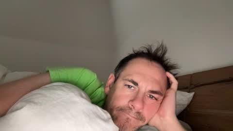 boytoyhh online show from December 2, 8:08 am