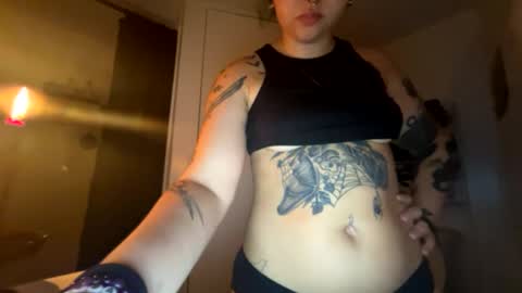 Snapshot of bpdqueen1989 chatting on October 8, 12:19 am bpdqueen1989 online show from October 8, 12:19 am