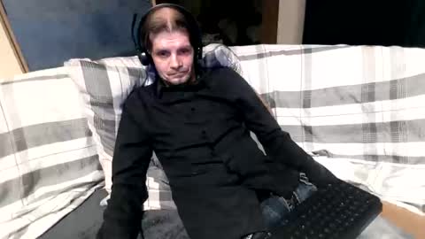 bponie1 online show from April 18, 11:27 pm